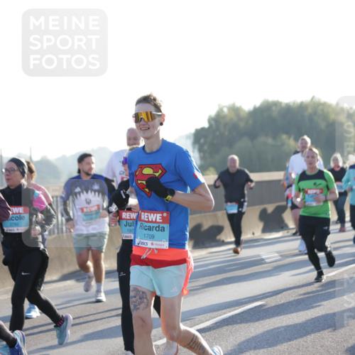 03.10.2025 - Köhlbrandbrückenlauf Jannik Wohlers http://msf.ph/oto/9058491 03.10.2025 09:21:49 Position 3 2789, 197, 1709 meine-sportfotos.de