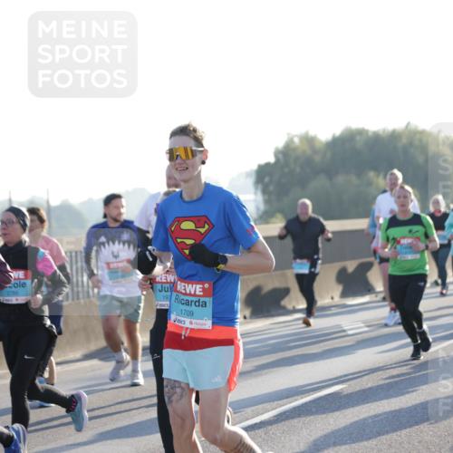 03.10.2025 - Köhlbrandbrückenlauf Jannik Wohlers http://msf.ph/oto/9058500 03.10.2025 09:21:49 Position 3 2789, 197, 1709 meine-sportfotos.de