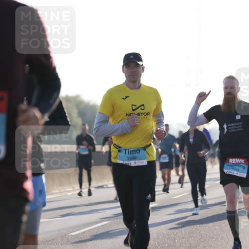 03.10.2025 - Köhlbrandbrückenlauf Jannik Wohlers http://msf.ph/oto/9058505 03.10.2025 09:14:03 Position 3 101, 3332, 3335 meine-sportfotos.de