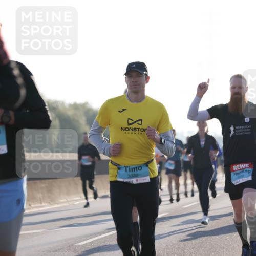 03.10.2025 - Köhlbrandbrückenlauf Jannik Wohlers http://msf.ph/oto/9058518 03.10.2025 09:14:03 Position 3 414, 3332, 3335 meine-sportfotos.de