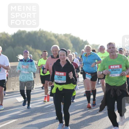 03.10.2025 - Köhlbrandbrückenlauf Jannik Wohlers http://msf.ph/oto/9058555 03.10.2025 09:21:50 Position 3 2707, 3399, 2243, 3398 meine-sportfotos.de