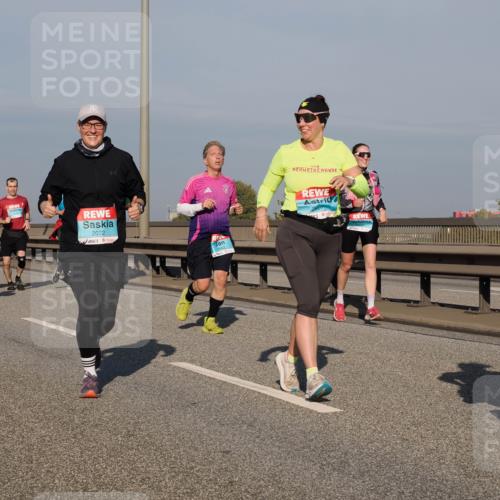 03.10.2025 - Köhlbrandbrückenlauf Fabian Wolf http://msf.ph/oto/9058571 03.10.2025 10:04:27 Position 3 2072, 3562, 2008 meine-sportfotos.de