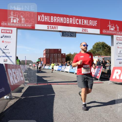 03.10.2025 - Köhlbrandbrückenlauf Lena Gebhardt http://msf.ph/oto/9058624 03.10.2025 13:09:48 Ziel 4262, 4502, 4625, 4718, 4837, 5520, 5941, 6308, 6659, 6803 meine-sportfotos.de
