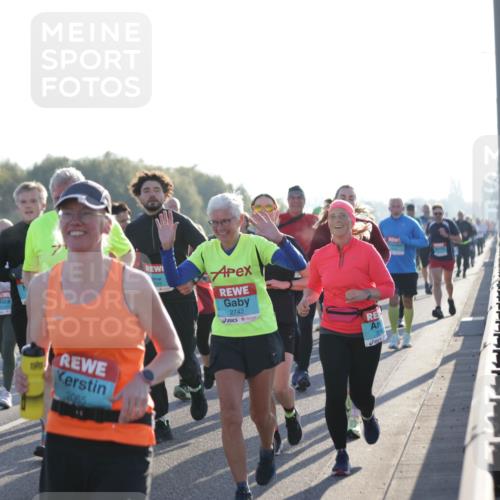 03.10.2025 - Köhlbrandbrückenlauf Jannik Wohlers http://msf.ph/oto/9058697 03.10.2025 09:21:54 Position 3 2065, 2742 meine-sportfotos.de