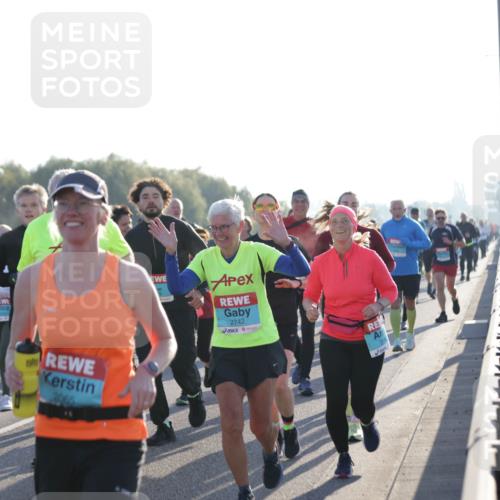 03.10.2025 - Köhlbrandbrückenlauf Jannik Wohlers http://msf.ph/oto/9058701 03.10.2025 09:21:54 Position 3 2065, 2742 meine-sportfotos.de