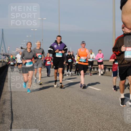 03.10.2025 - Köhlbrandbrückenlauf Fabian Wolf http://msf.ph/oto/9058725 03.10.2025 10:04:31 Position 3 3777 meine-sportfotos.de