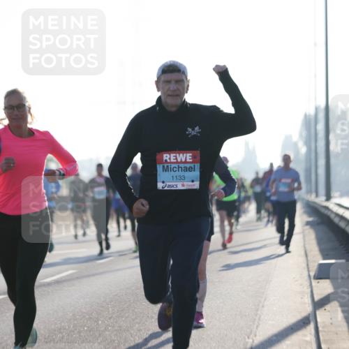 03.10.2025 - Köhlbrandbrückenlauf Jannik Wohlers http://msf.ph/oto/9058734 03.10.2025 09:14:08 Position 3 1133 meine-sportfotos.de