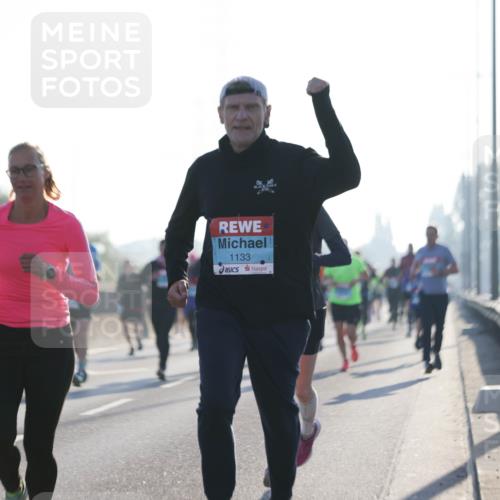 03.10.2025 - Köhlbrandbrückenlauf Jannik Wohlers http://msf.ph/oto/9058752 03.10.2025 09:14:08 Position 3 1133 meine-sportfotos.de