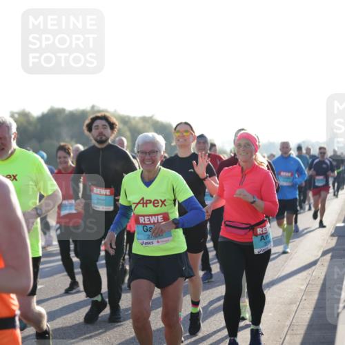03.10.2025 - Köhlbrandbrückenlauf Jannik Wohlers http://msf.ph/oto/9058756 03.10.2025 09:21:54 Position 3 2006, 3725, 27 meine-sportfotos.de