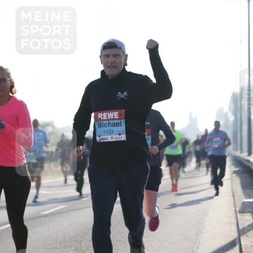 03.10.2025 - Köhlbrandbrückenlauf Jannik Wohlers http://msf.ph/oto/9058760 03.10.2025 09:14:08 Position 3 1133 meine-sportfotos.de
