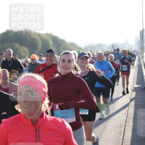 03.10.2025 - Köhlbrandbrückenlauf Jannik Wohlers http://msf.ph/oto/9058779 03.10.2025 09:21:56 Position 3 3816, 50 meine-sportfotos.de