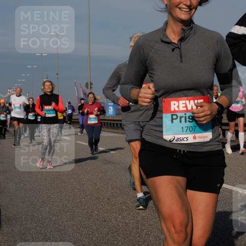 03.10.2025 - Köhlbrandbrückenlauf Fabian Wolf http://msf.ph/oto/9058844 03.10.2025 10:04:34 Position 3 3, 1707, 1958 meine-sportfotos.de