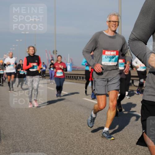 03.10.2025 - Köhlbrandbrückenlauf Fabian Wolf http://msf.ph/oto/9058861 03.10.2025 10:04:35 Position 3 1899 meine-sportfotos.de
