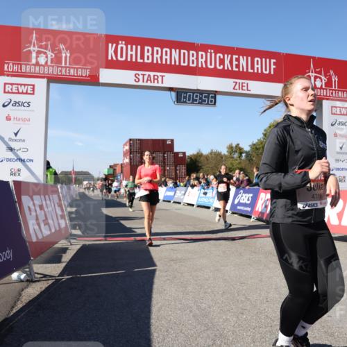03.10.2025 - Köhlbrandbrückenlauf Lena Gebhardt http://msf.ph/oto/9058898 03.10.2025 13:09:57 Ziel 4260, 4625, 4718, 4787, 4837, 4929, 5520, 5763, 5941, 6083, 6750, 6764 meine-sportfotos.de