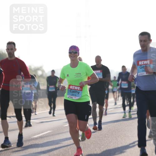 03.10.2025 - Köhlbrandbrückenlauf Jannik Wohlers http://msf.ph/oto/9058932 03.10.2025 09:14:13 Position 3 2820, 2819, 34 meine-sportfotos.de