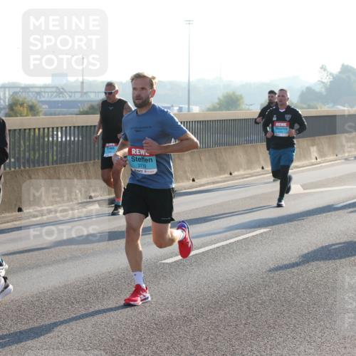 03.10.2025 - Köhlbrandbrückenlauf Lena Gebhardt http://msf.ph/oto/9058964 03.10.2025 09:18:39 Position 1 1559, 3710 meine-sportfotos.de