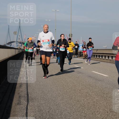03.10.2025 - Köhlbrandbrückenlauf Fabian Wolf http://msf.ph/oto/9059014 03.10.2025 10:04:39 Position 3 3423, 3240 meine-sportfotos.de