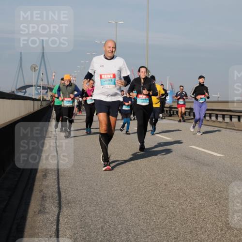 03.10.2025 - Köhlbrandbrückenlauf Fabian Wolf http://msf.ph/oto/9059037 03.10.2025 10:04:39 Position 3 3423, 1825 meine-sportfotos.de