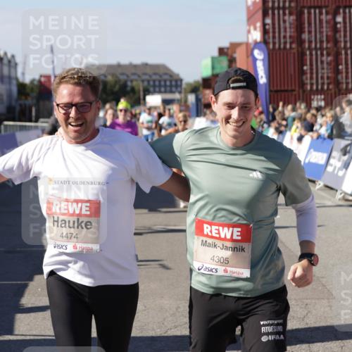 03.10.2025 - Köhlbrandbrückenlauf Jannik Wohlers http://msf.ph/oto/9059117 03.10.2025 13:12:11 Ziel 4176, 4305, 4369, 4468, 4470, 4474, 4656, 5644, 5856, 5927, 6098, 6121, 6184, 6185 meine-sportfotos.de