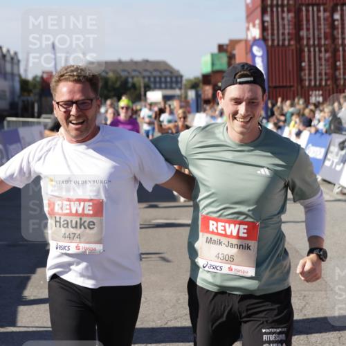 03.10.2025 - Köhlbrandbrückenlauf Jannik Wohlers http://msf.ph/oto/9059121 03.10.2025 13:12:11 Ziel 4176, 4305, 4369, 4468, 4470, 4474, 4656, 5644, 5856, 5927, 6098, 6121, 6184, 6185 meine-sportfotos.de