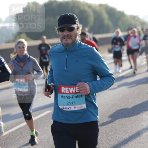 03.10.2025 - Köhlbrandbrückenlauf Jannik Wohlers http://msf.ph/oto/9059152 03.10.2025 09:22:03 Position 3 2287, 2111 meine-sportfotos.de