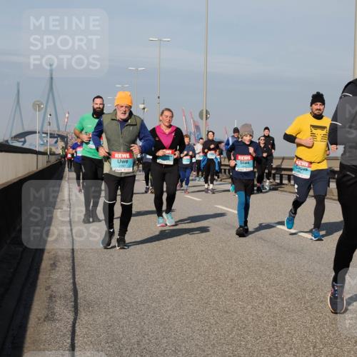 03.10.2025 - Köhlbrandbrückenlauf Fabian Wolf http://msf.ph/oto/9059173 03.10.2025 10:04:43 Position 3 0, 2187, 2842, 1825 meine-sportfotos.de