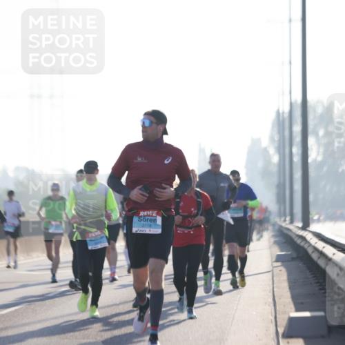 03.10.2025 - Köhlbrandbrückenlauf Jannik Wohlers http://msf.ph/oto/9059175 03.10.2025 09:14:18 Position 3 3135, 3118 meine-sportfotos.de