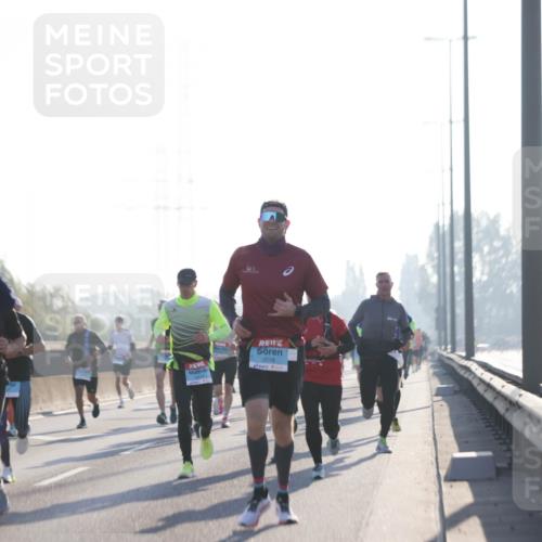 03.10.2025 - Köhlbrandbrückenlauf Jannik Wohlers http://msf.ph/oto/9059229 03.10.2025 09:14:19 Position 3 4504, 3118 meine-sportfotos.de