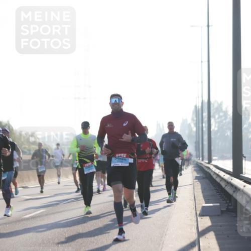 03.10.2025 - Köhlbrandbrückenlauf Jannik Wohlers http://msf.ph/oto/9059244 03.10.2025 09:14:19 Position 3 9502, 2826, 3091, 3118 meine-sportfotos.de