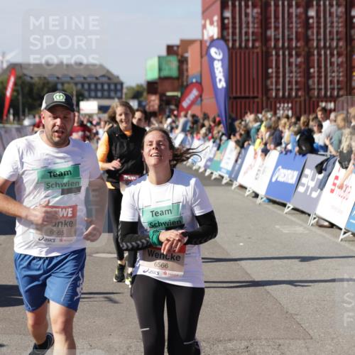 03.10.2025 - Köhlbrandbrückenlauf Jannik Wohlers http://msf.ph/oto/9059291 03.10.2025 13:12:19 Ziel 4266, 4305, 4369, 4470, 4474, 4656, 4908, 5062, 5644, 6098, 6121, 6185, 6565, 6566 meine-sportfotos.de