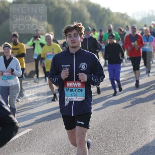 03.10.2025 - Köhlbrandbrückenlauf Jannik Wohlers http://msf.ph/oto/9059310 03.10.2025 09:22:11 Position 3 1725, 1847 meine-sportfotos.de