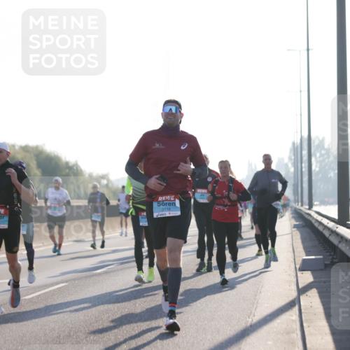 03.10.2025 - Köhlbrandbrückenlauf Jannik Wohlers http://msf.ph/oto/9059312 03.10.2025 09:14:20 Position 3 3091, 3118 meine-sportfotos.de