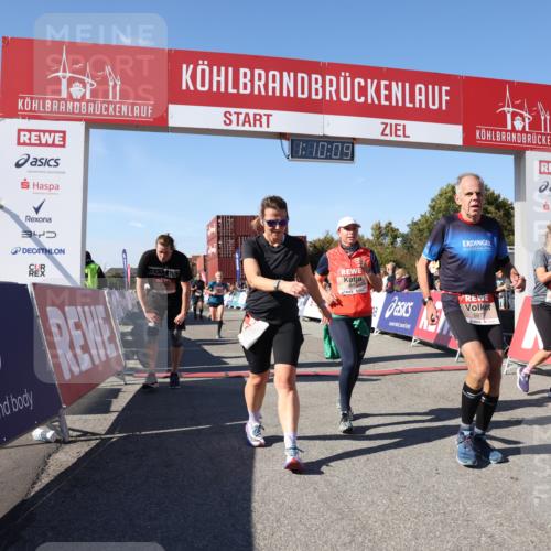 03.10.2025 - Köhlbrandbrückenlauf Lena Gebhardt http://msf.ph/oto/9059333 03.10.2025 13:10:10 Ziel 4196, 4343, 4573, 4683, 4730, 4787, 4822, 4929, 5029, 5977, 6083, 6111, 6428, 6432, 6764, 6813 meine-sportfotos.de