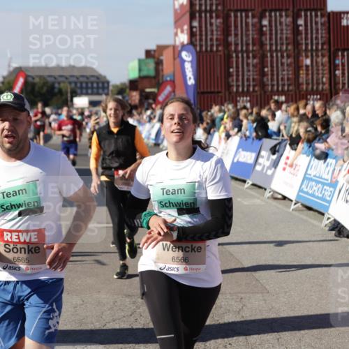 03.10.2025 - Köhlbrandbrückenlauf Jannik Wohlers http://msf.ph/oto/9059340 03.10.2025 13:12:19 Ziel 4266, 4305, 4369, 4470, 4474, 4656, 4908, 5062, 5644, 6098, 6121, 6185, 6565, 6566 meine-sportfotos.de
