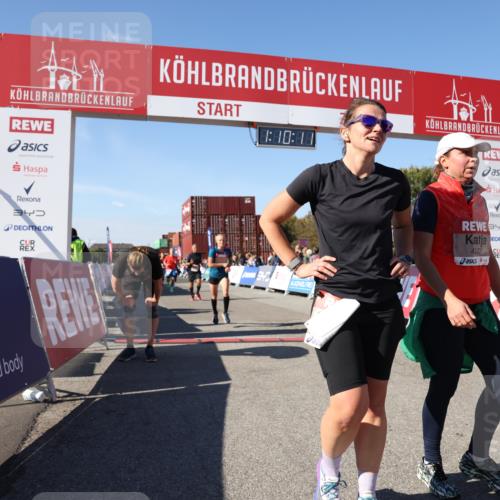 03.10.2025 - Köhlbrandbrückenlauf Lena Gebhardt http://msf.ph/oto/9059403 03.10.2025 13:10:11 Ziel 4196, 4343, 4573, 4683, 4730, 4787, 4822, 4929, 5029, 5977, 6083, 6111, 6428, 6432, 6764, 6813 meine-sportfotos.de
