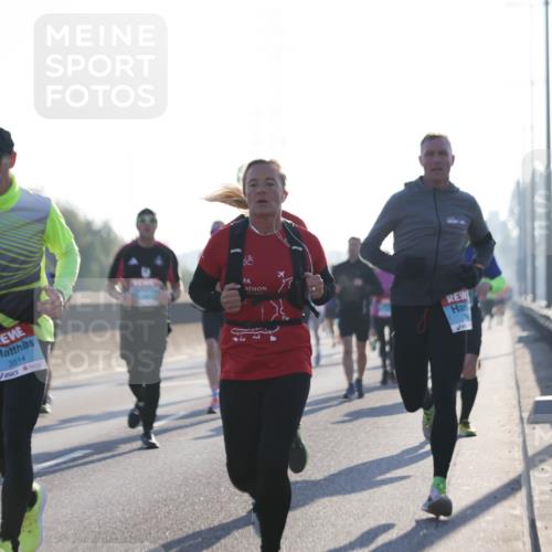 03.10.2025 - Köhlbrandbrückenlauf Jannik Wohlers http://msf.ph/oto/9059437 03.10.2025 09:14:23 Position 3 3514 meine-sportfotos.de