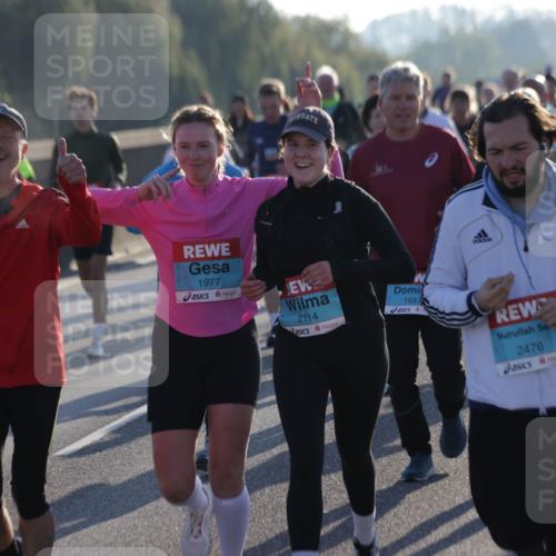 03.10.2025 - Köhlbrandbrückenlauf Jannik Wohlers http://msf.ph/oto/9059471 03.10.2025 09:22:15 Position 3 1977, 2114, 1687, 2476 meine-sportfotos.de