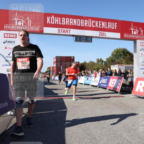 03.10.2025 - Köhlbrandbrückenlauf Lena Gebhardt http://msf.ph/oto/9059491 03.10.2025 13:10:15 Ziel 4147, 4196, 4343, 4364, 4573, 4683, 4730, 4822, 5029, 5977, 6111, 6428, 6432, 6587, 6813 meine-sportfotos.de