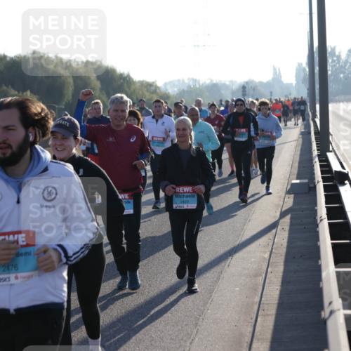03.10.2025 - Köhlbrandbrückenlauf Jannik Wohlers http://msf.ph/oto/9059567 03.10.2025 09:22:17 Position 3 2476, 2435 meine-sportfotos.de