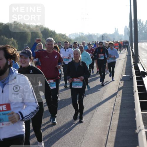 03.10.2025 - Köhlbrandbrückenlauf Jannik Wohlers http://msf.ph/oto/9059573 03.10.2025 09:22:17 Position 3 76, 2435 meine-sportfotos.de