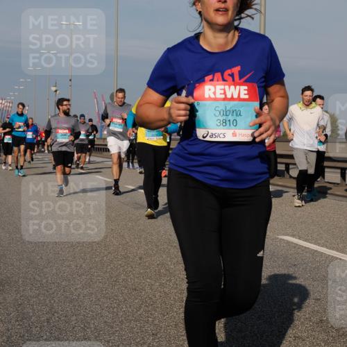 03.10.2025 - Köhlbrandbrückenlauf Fabian Wolf http://msf.ph/oto/9059578 03.10.2025 10:04:53 Position 3 3279, 3810 meine-sportfotos.de