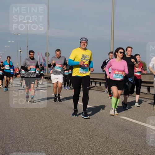 03.10.2025 - Köhlbrandbrückenlauf Fabian Wolf http://msf.ph/oto/9059594 03.10.2025 10:04:54 Position 3 3279, 1629, 3661 meine-sportfotos.de