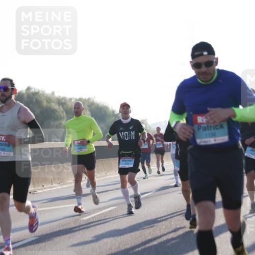 03.10.2025 - Köhlbrandbrückenlauf Jannik Wohlers http://msf.ph/oto/9059640 03.10.2025 09:14:26 Position 3 1209, 1168, 1132, 2710, 3264 meine-sportfotos.de