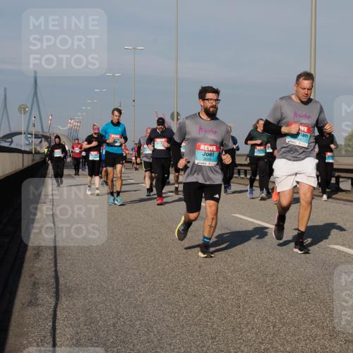 03.10.2025 - Köhlbrandbrückenlauf Fabian Wolf http://msf.ph/oto/9059667 03.10.2025 10:04:56 Position 3 3026 meine-sportfotos.de