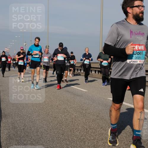 03.10.2025 - Köhlbrandbrückenlauf Fabian Wolf http://msf.ph/oto/9059740 03.10.2025 10:04:58 Position 3 3026 meine-sportfotos.de