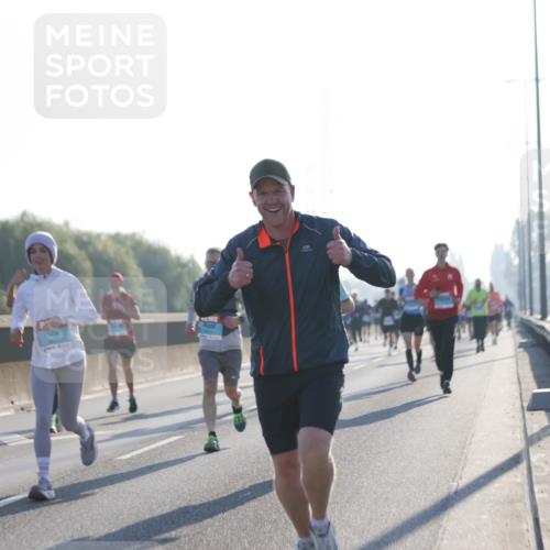 03.10.2025 - Köhlbrandbrückenlauf Jannik Wohlers http://msf.ph/oto/9059787 03.10.2025 09:14:30 Position 3  meine-sportfotos.de