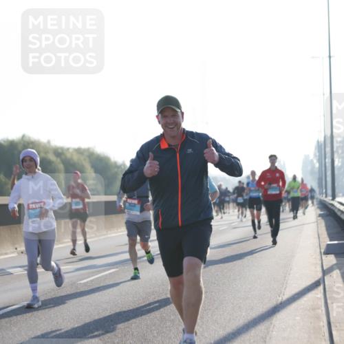 03.10.2025 - Köhlbrandbrückenlauf Jannik Wohlers http://msf.ph/oto/9059795 03.10.2025 09:14:30 Position 3  meine-sportfotos.de
