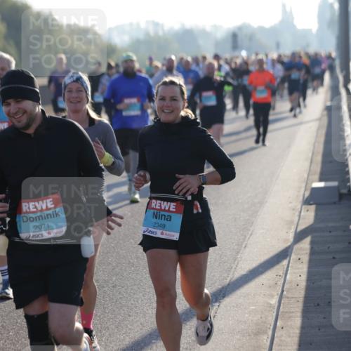 03.10.2025 - Köhlbrandbrückenlauf Jannik Wohlers http://msf.ph/oto/9059829 03.10.2025 09:22:23 Position 3 1951, 2071, 2349 meine-sportfotos.de