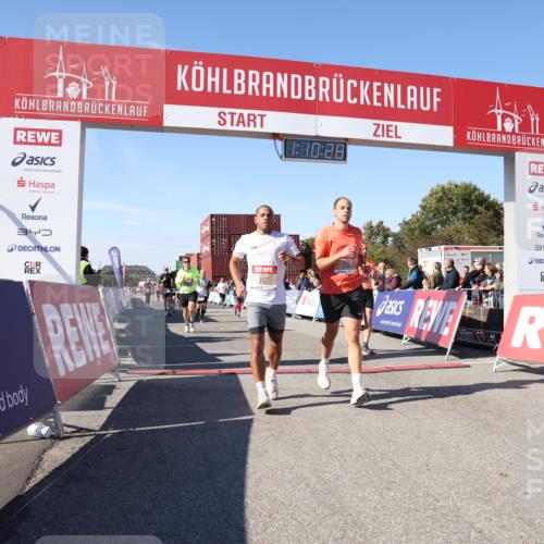 03.10.2025 - Köhlbrandbrückenlauf Lena Gebhardt http://msf.ph/oto/9059843 03.10.2025 13:10:28 Ziel 4147, 4364, 4386, 4429, 4479, 4710, 4711, 4774, 5229, 5383, 5689, 5738, 5889, 6024, 6177, 6294, 6587, 6779, 6781, 6782 meine-sportfotos.de