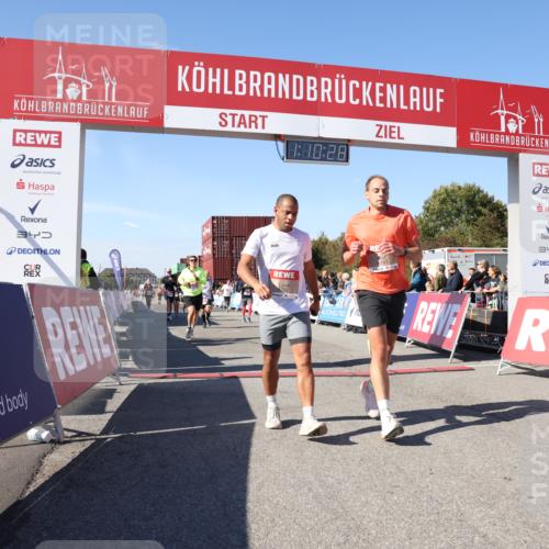03.10.2025 - Köhlbrandbrückenlauf Lena Gebhardt http://msf.ph/oto/9059856 03.10.2025 13:10:29 Ziel 4147, 4386, 4429, 4479, 4710, 4711, 4774, 5229, 5383, 5689, 5738, 5889, 6024, 6177, 6294, 6779, 6781, 6782 meine-sportfotos.de